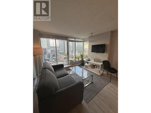 1207 689 Abbott Street, Vancouver, BC - Indoor Photo Showing Living Room