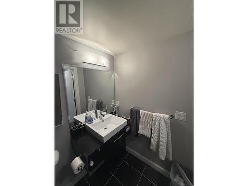 1207 689 Abbott Street, Vancouver, BC - Indoor Photo Showing Bathroom