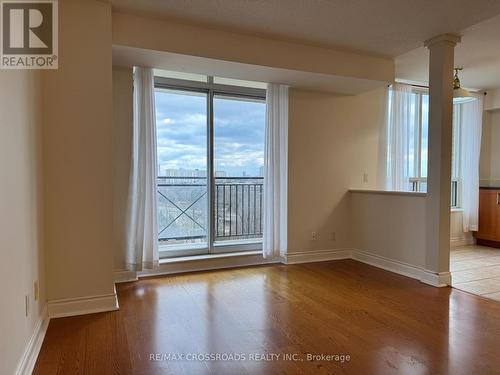 802 - 1103 Leslie Street, Toronto, ON - Indoor Photo Showing Other Room