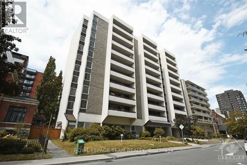 905 - 141 Somerset Street W, Ottawa, ON - Outdoor With Balcony With Facade