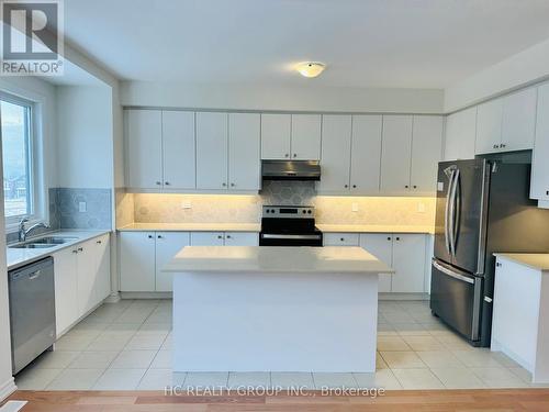 2925 Nakina Street, Pickering, ON - Indoor Photo Showing Kitchen With Double Sink