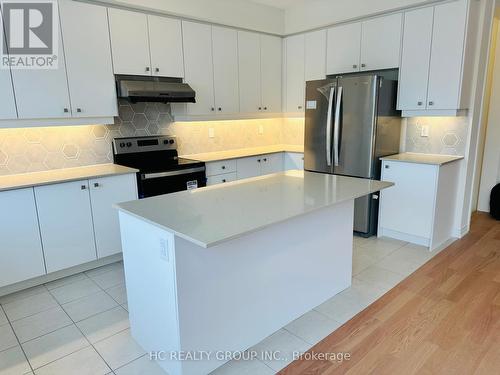 2925 Nakina Street, Pickering, ON - Indoor Photo Showing Kitchen