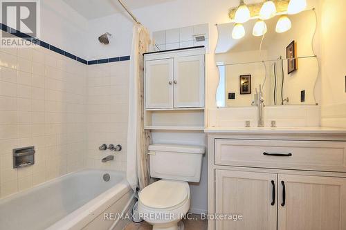 1901 - 10 Martha Eaton Way, Toronto, ON - Indoor Photo Showing Bathroom