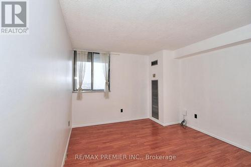 1901 - 10 Martha Eaton Way, Toronto, ON - Indoor Photo Showing Other Room