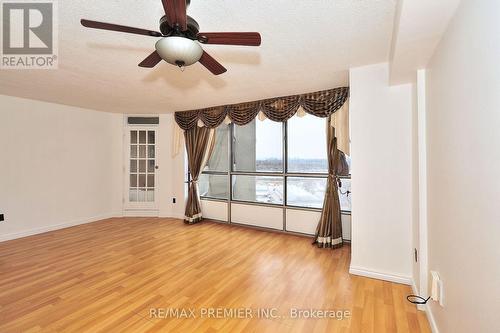 1901 - 10 Martha Eaton Way, Toronto, ON - Indoor Photo Showing Other Room