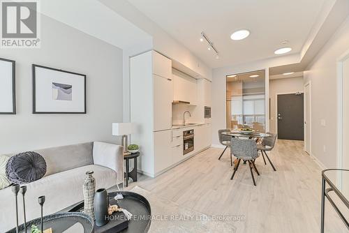 N337 - 7 Golden Lion Heights, Toronto, ON - Indoor Photo Showing Other Room