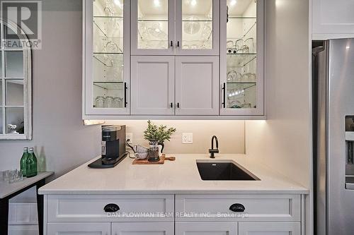 4605 Hancock Road, Clarington, ON - Indoor Photo Showing Kitchen