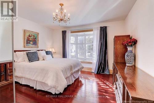 15 Shasta Drive, Vaughan, ON - Indoor Photo Showing Bedroom