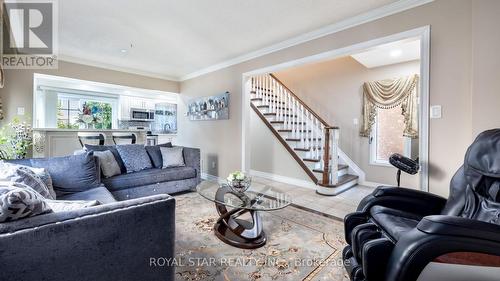 8 Sunshade Place, Brampton, ON - Indoor Photo Showing Living Room