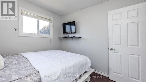 8 Sunshade Place, Brampton, ON - Indoor Photo Showing Bedroom