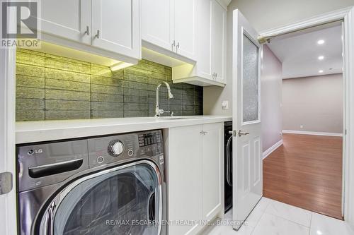 9153 Eighth Line, Halton Hills, ON - Indoor Photo Showing Laundry Room