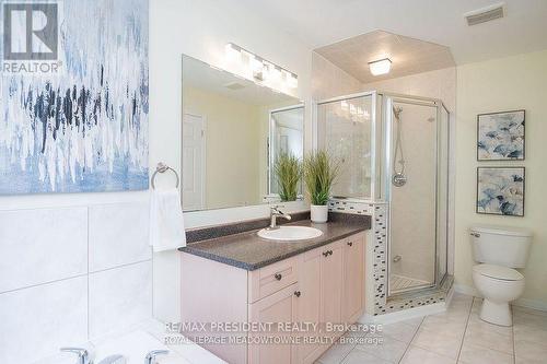 1339 Marshall Crescent, Milton, ON - Indoor Photo Showing Bathroom