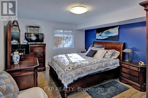 111 - 733 Deveron Crescent, London, ON - Indoor Photo Showing Bedroom