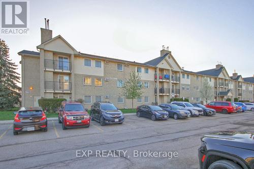 111 - 733 Deveron Crescent, London, ON - Outdoor