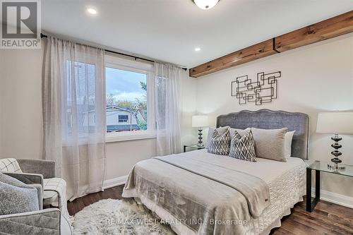 427 Strathmore Boulevard, Toronto, ON - Indoor Photo Showing Bedroom