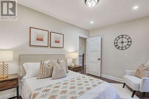 427 Strathmore Boulevard, Toronto, ON - Indoor Photo Showing Bedroom