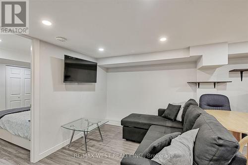 427 Strathmore Boulevard, Toronto, ON - Indoor