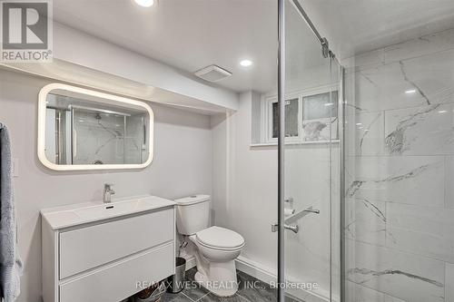 427 Strathmore Boulevard, Toronto, ON - Indoor Photo Showing Bathroom