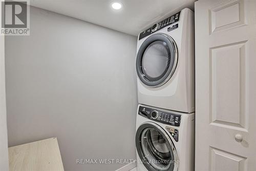 427 Strathmore Boulevard, Toronto, ON - Indoor Photo Showing Laundry Room