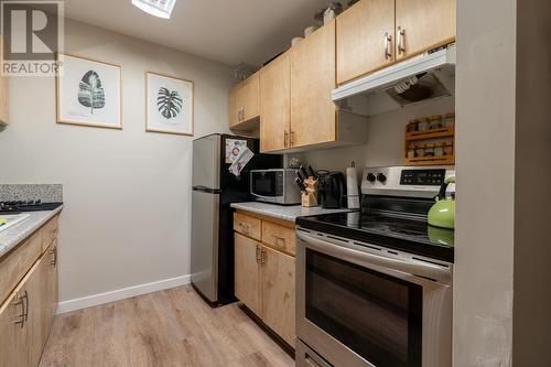 815 Southill Street Unit# 303, Kamloops, BC - Indoor Photo Showing Kitchen