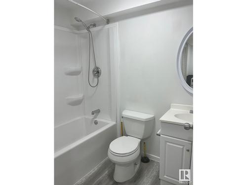 13710 38 St Nw, Edmonton, AB - Indoor Photo Showing Bathroom