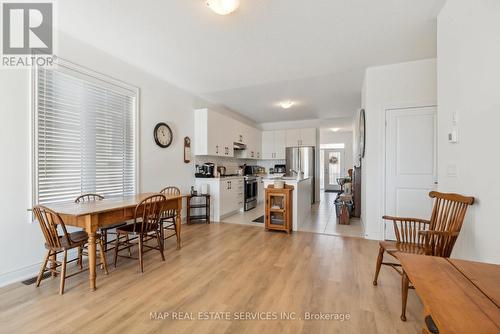 81 Season Crescent, Wasaga Beach, ON - Indoor Photo Showing Dining Room