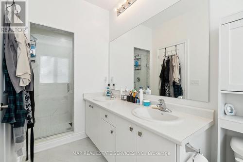 81 Season Crescent, Wasaga Beach, ON - Indoor Photo Showing Bathroom