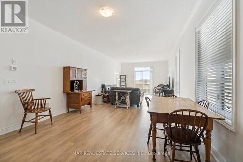 81 Season Crescent, Wasaga Beach, ON - Indoor Photo Showing Dining Room