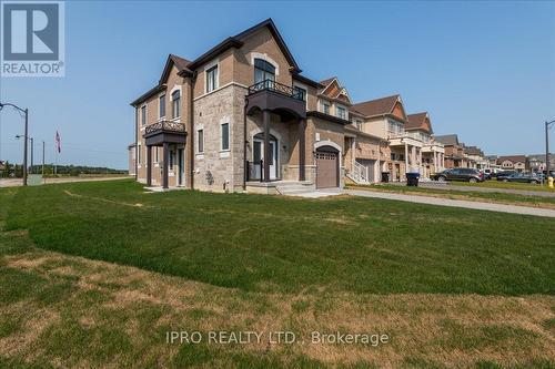 78 Lorne Thomas Place, New Tecumseth, ON - Outdoor With Facade