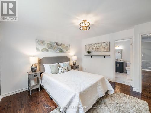 2200 Richard Street, Innisfil, ON - Indoor Photo Showing Bedroom