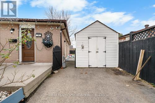 14 Fontaine Court, Brampton, ON - Outdoor