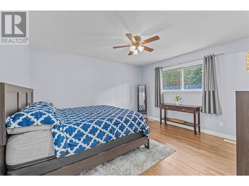 1186 Currie Avenue, Chase, BC - Indoor Photo Showing Bedroom