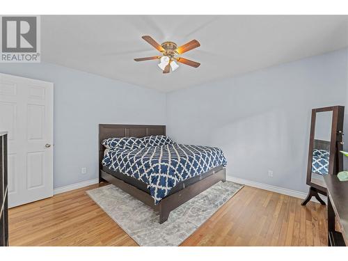 1186 Currie Avenue, Chase, BC - Indoor Photo Showing Bedroom