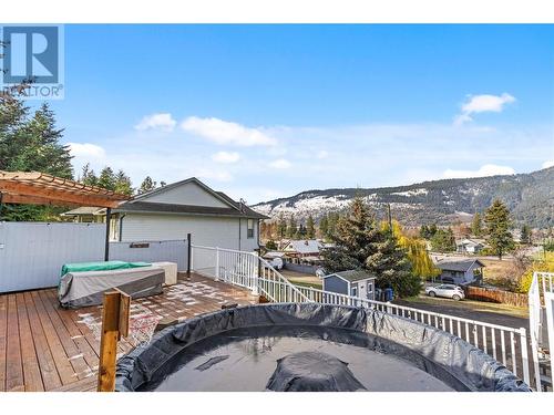 1186 Currie Avenue, Chase, BC - Outdoor With Deck Patio Veranda