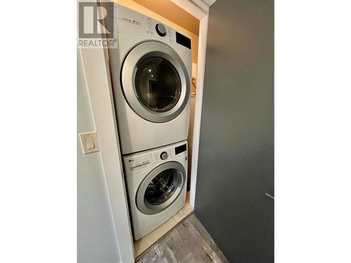 326 Mara Lake Lane Unit# 506, Sicamous, BC - Indoor Photo Showing Laundry Room