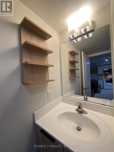 311 - 75 Norman Bethune Avenue, Richmond Hill, ON - Indoor Photo Showing Bathroom