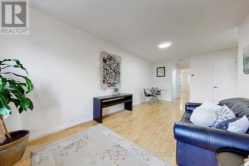 43 Rivers Edge Drive, Toronto, ON - Indoor Photo Showing Living Room