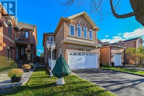 22 Lent Crescent, Brampton, ON - Outdoor With Facade