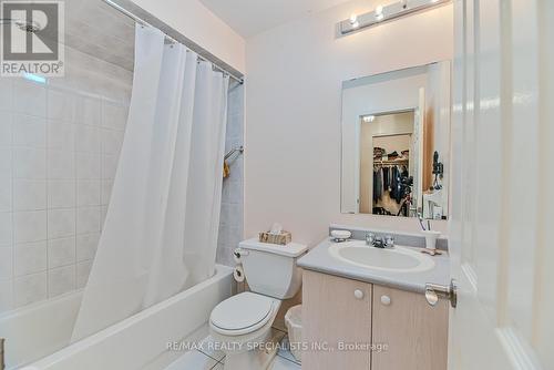 22 Lent Crescent, Brampton, ON - Indoor Photo Showing Bathroom