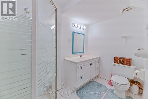 22 Lent Crescent, Brampton, ON - Indoor Photo Showing Bathroom