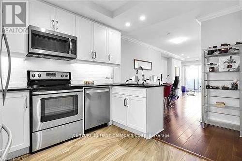 803 - 505 Talbot Street, London, ON - Indoor Photo Showing Kitchen With Upgraded Kitchen