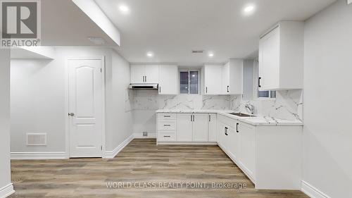 25 Doug Foulds Way E, Brant, ON - Indoor Photo Showing Kitchen