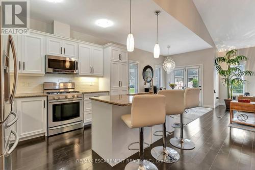 35 Viking Lane, Norfolk, ON - Indoor Photo Showing Kitchen With Upgraded Kitchen