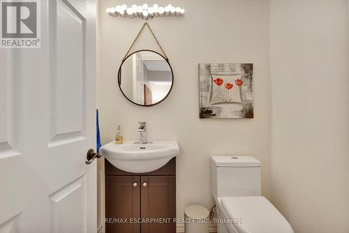 35 Viking Lane, Norfolk, ON - Indoor Photo Showing Bathroom