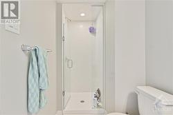 Guest Suite Bathroom1 - 