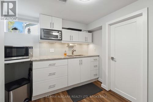 52 Ghent Street, St. Catharines (442 - Vine/Linwell), ON - Indoor Photo Showing Kitchen With Double Sink