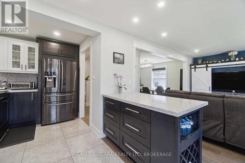 52 Ghent Street, St. Catharines (442 - Vine/Linwell), ON - Indoor Photo Showing Kitchen