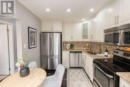 Main - 551 Barnaby Street, Hamilton, ON - Indoor Photo Showing Kitchen With Double Sink With Upgraded Kitchen