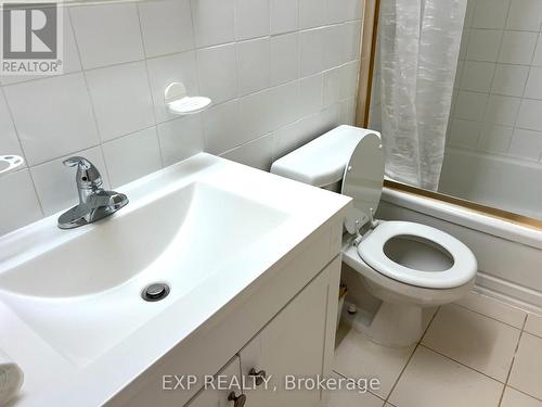 57 - 39 Lexington Avenue, Toronto, ON - Indoor Photo Showing Bathroom