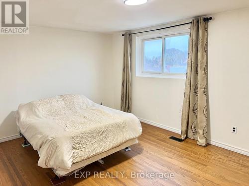 57 - 39 Lexington Avenue, Toronto, ON - Indoor Photo Showing Bedroom